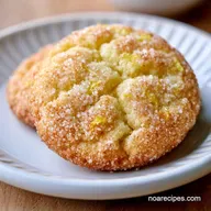 Zesty Lemon Sugar Cookies: Crispy